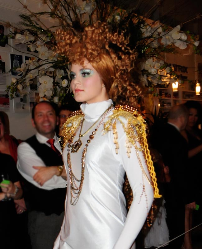 Darek Wierzbicki throws a Christmas party with Matrix Biolage and Cosmo Prof BSG 1