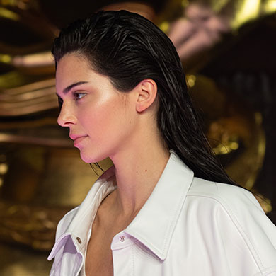 How-To: The Iconic “Wet Hair” Look