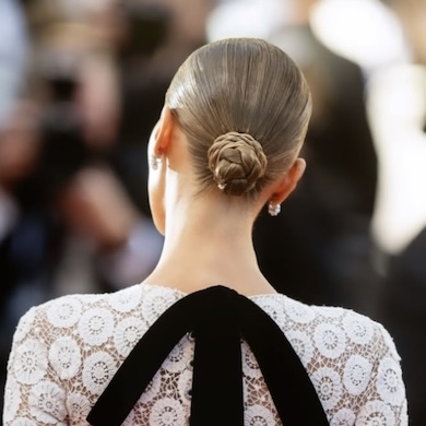How To: Bella Hadid’s Sleek Twisted Knot